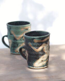 LA COLLAB - mug